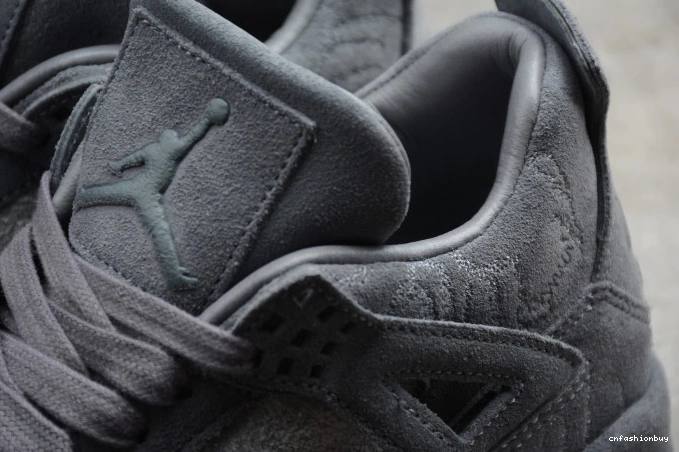 x KAWS Air 930155-003 Grey Cool Jordan 4 1218